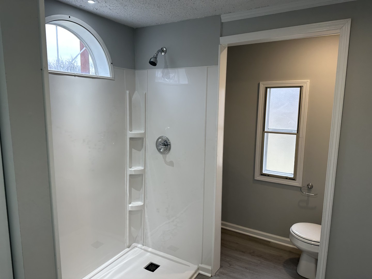 2464 E 29th Road #3, Seneca, IL 61360