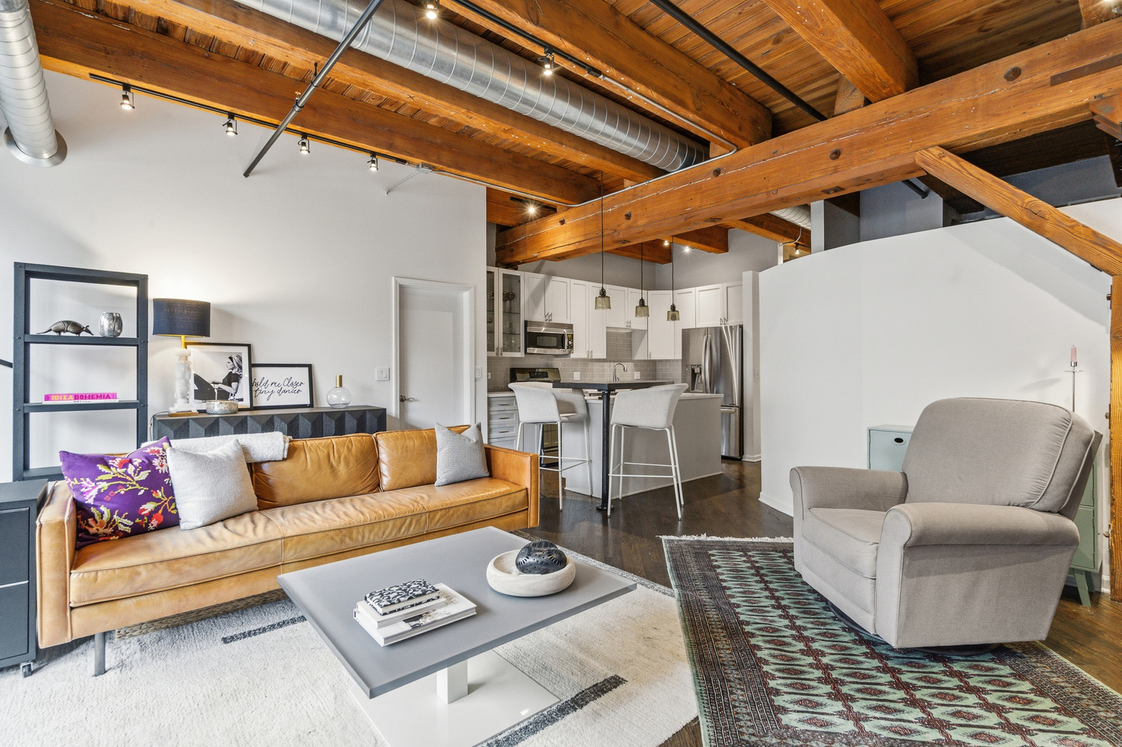 520 W Huron Street #211, Chicago, IL 60654