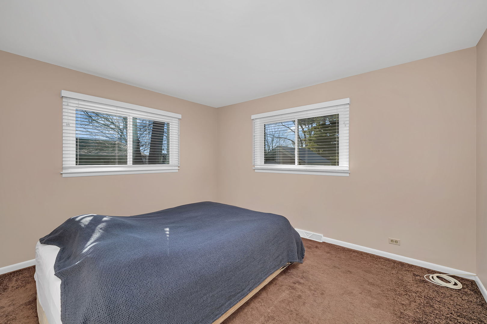 533 Hitchcock Avenue, Lisle, IL 60532