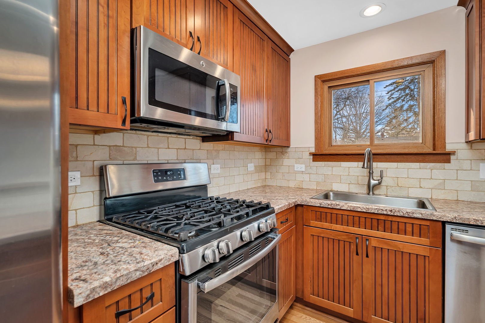 533 Hitchcock Avenue, Lisle, IL 60532