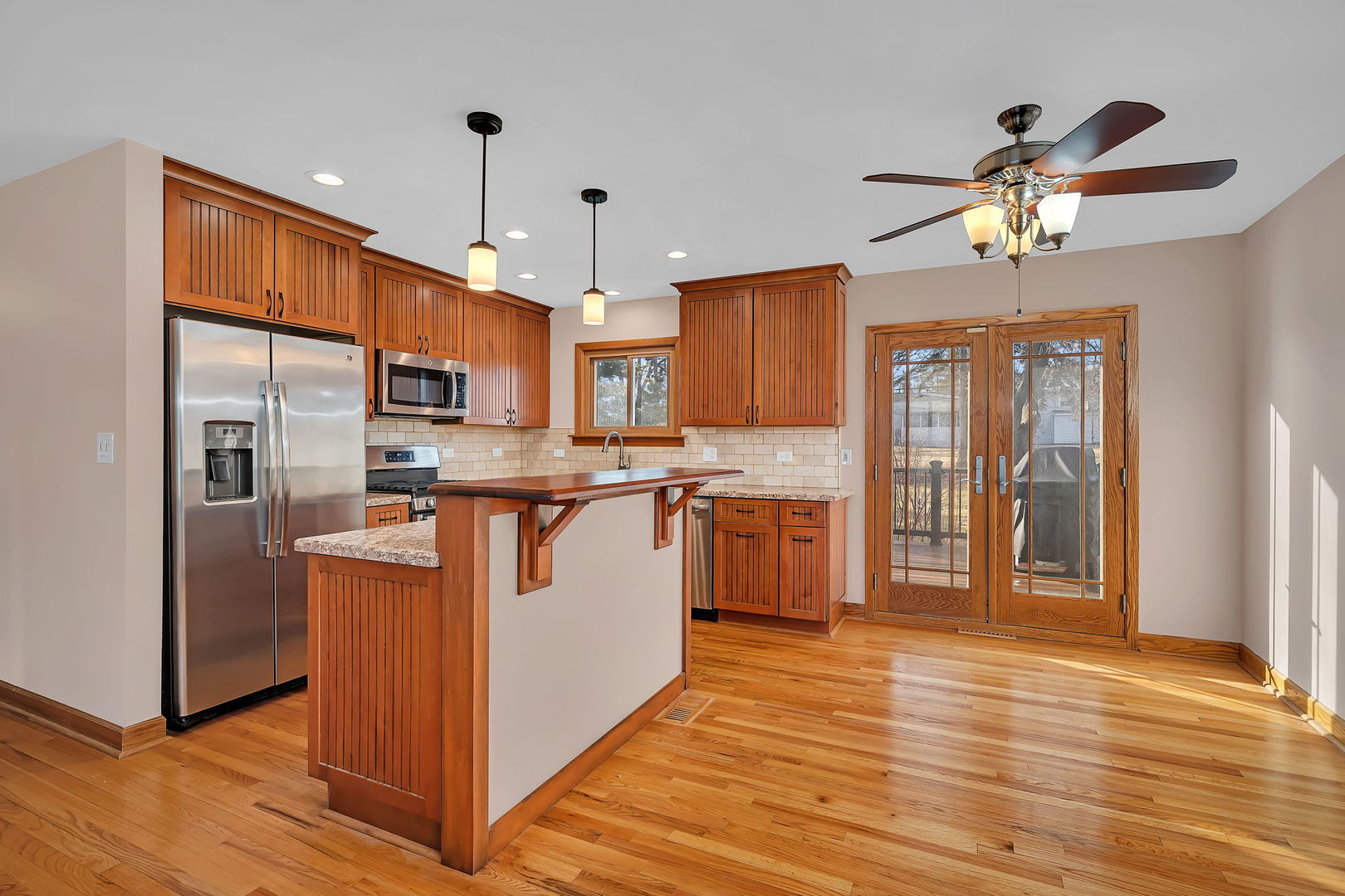 533 Hitchcock Avenue, Lisle, IL 60532