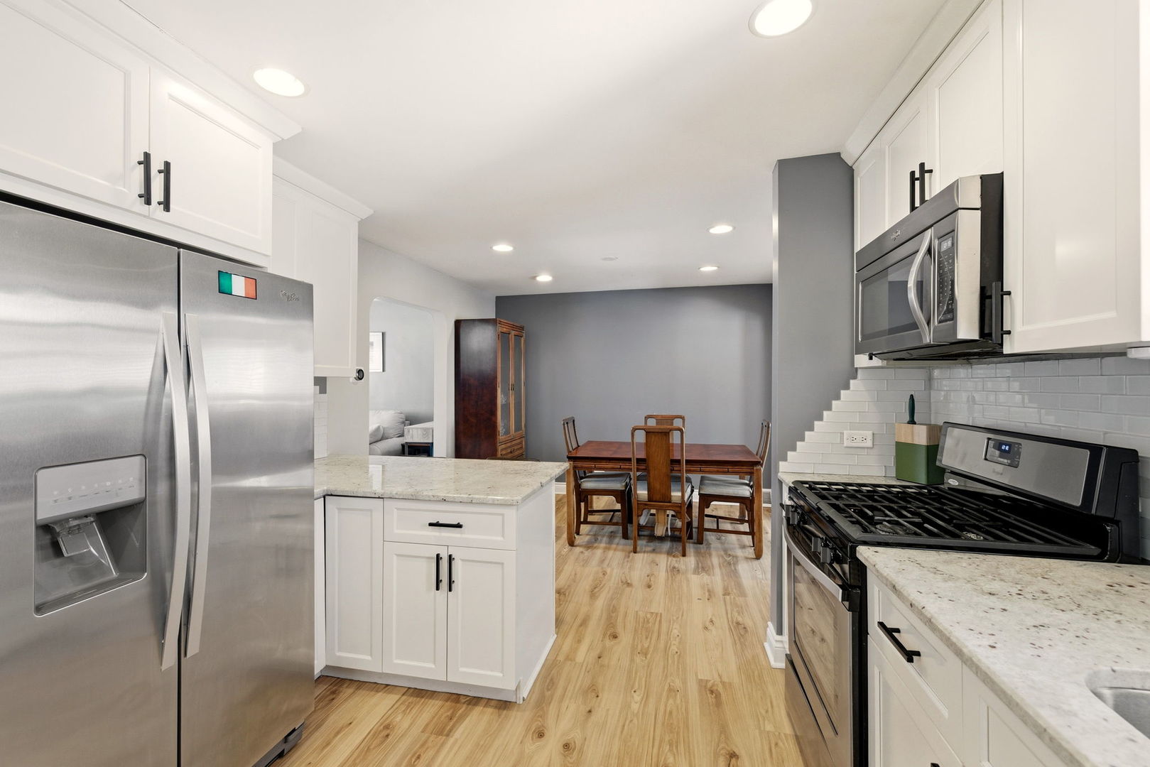 10430 S Whipple Street, Chicago, IL 60655