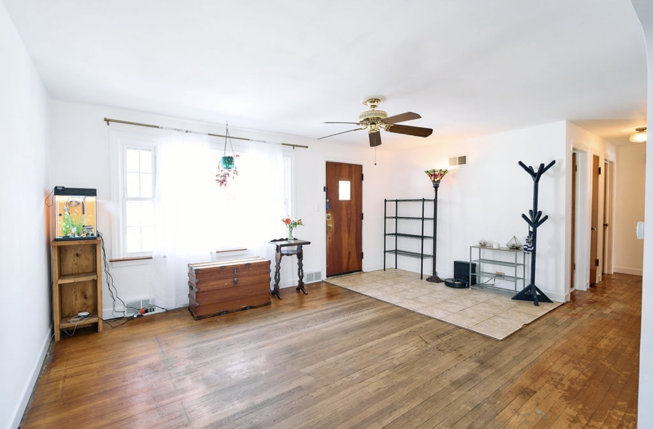 511 S Stewart Avenue, Lombard, IL 60148