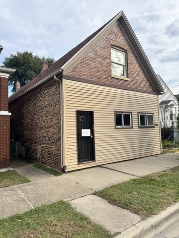 304 155th Place, Calumet City, IL 60409