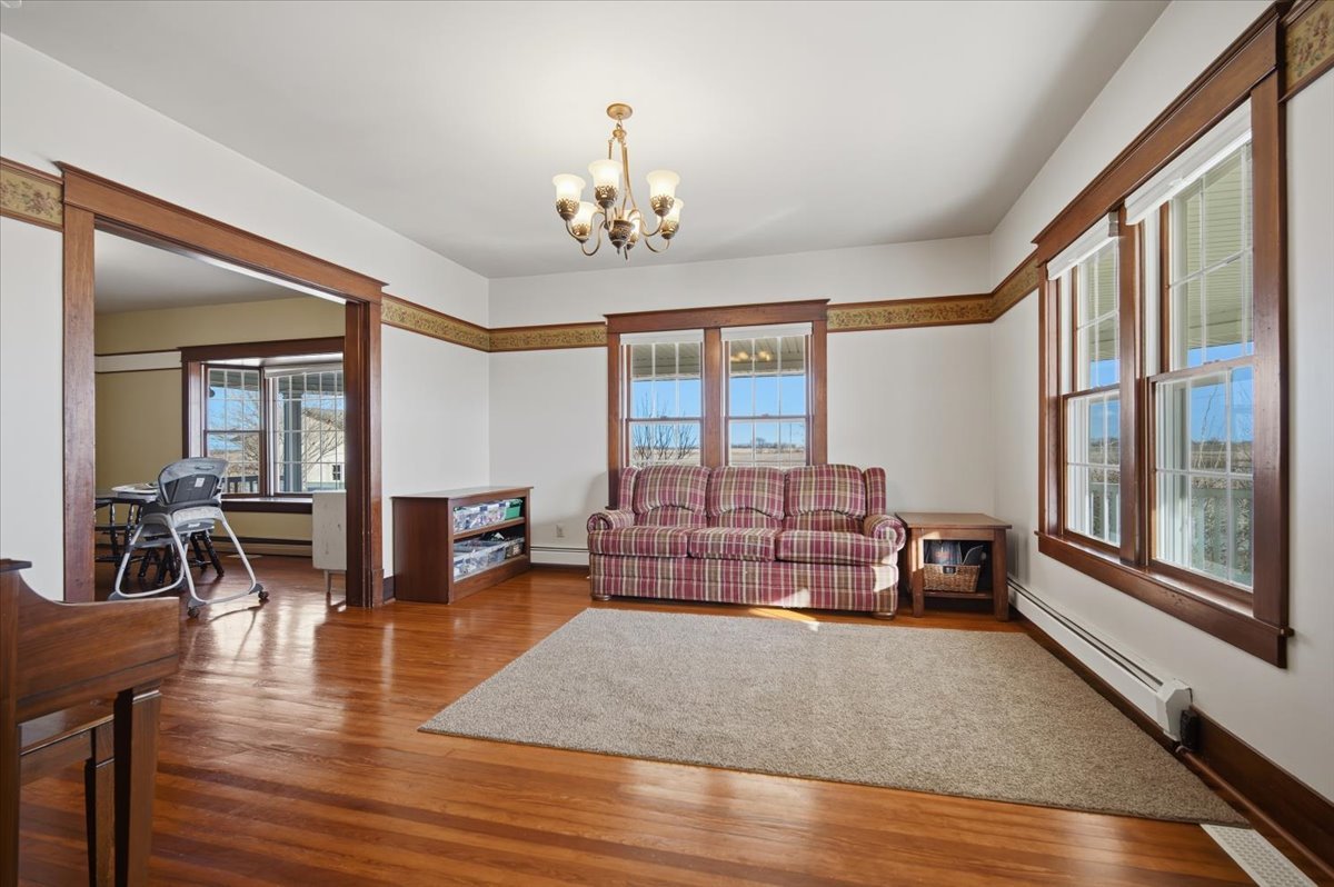 26947 E 1200 North Road, Forrest, IL 61741