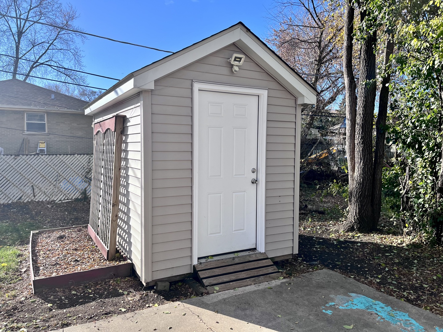 1517 Lyons Court, Waukegan, IL 60085