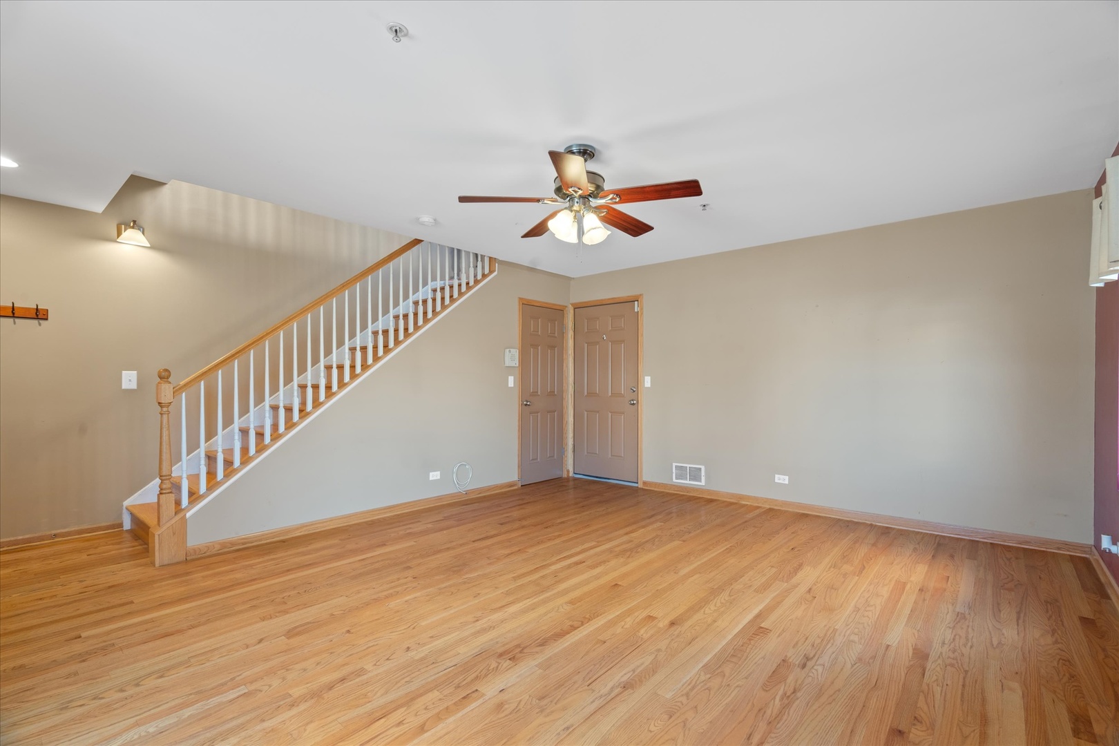 8900 31st Street #9, Brookfield, IL 60513