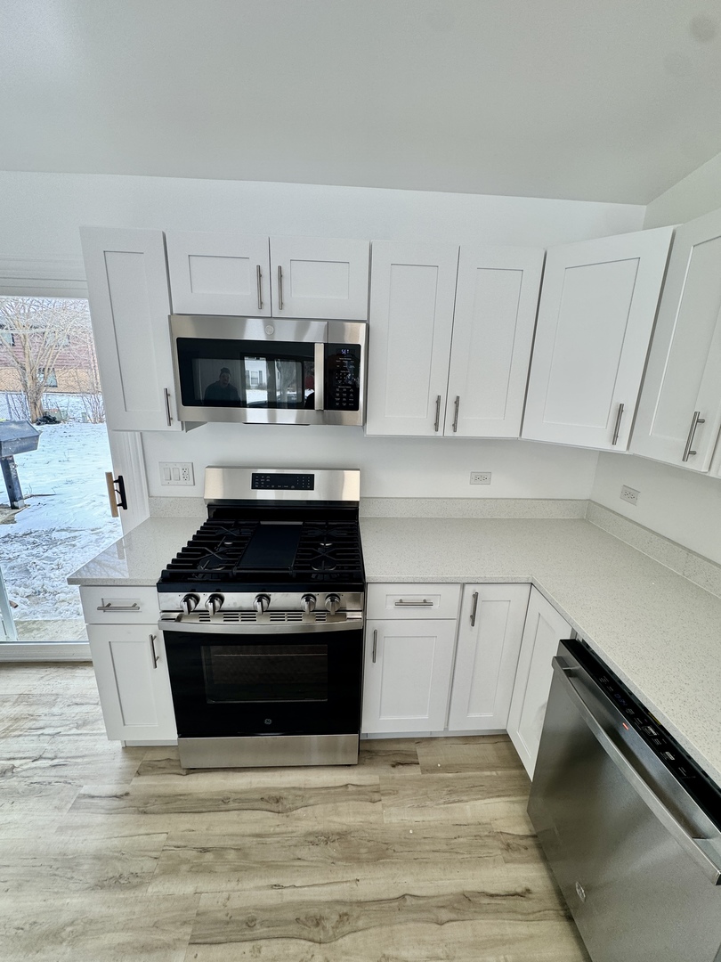 763 Cambridge Avenue, Matteson, IL 60443