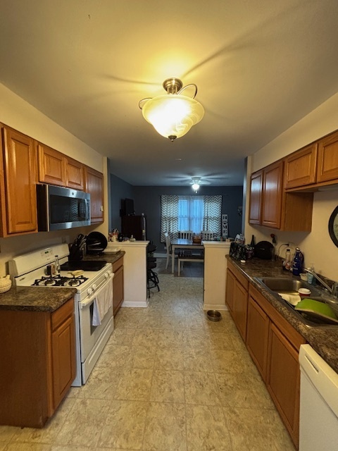 25022 W Catherine Avenue, Antioch, IL 60002