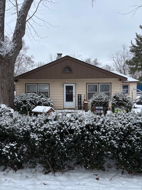 25022 W Catherine Avenue, Antioch, IL 60002