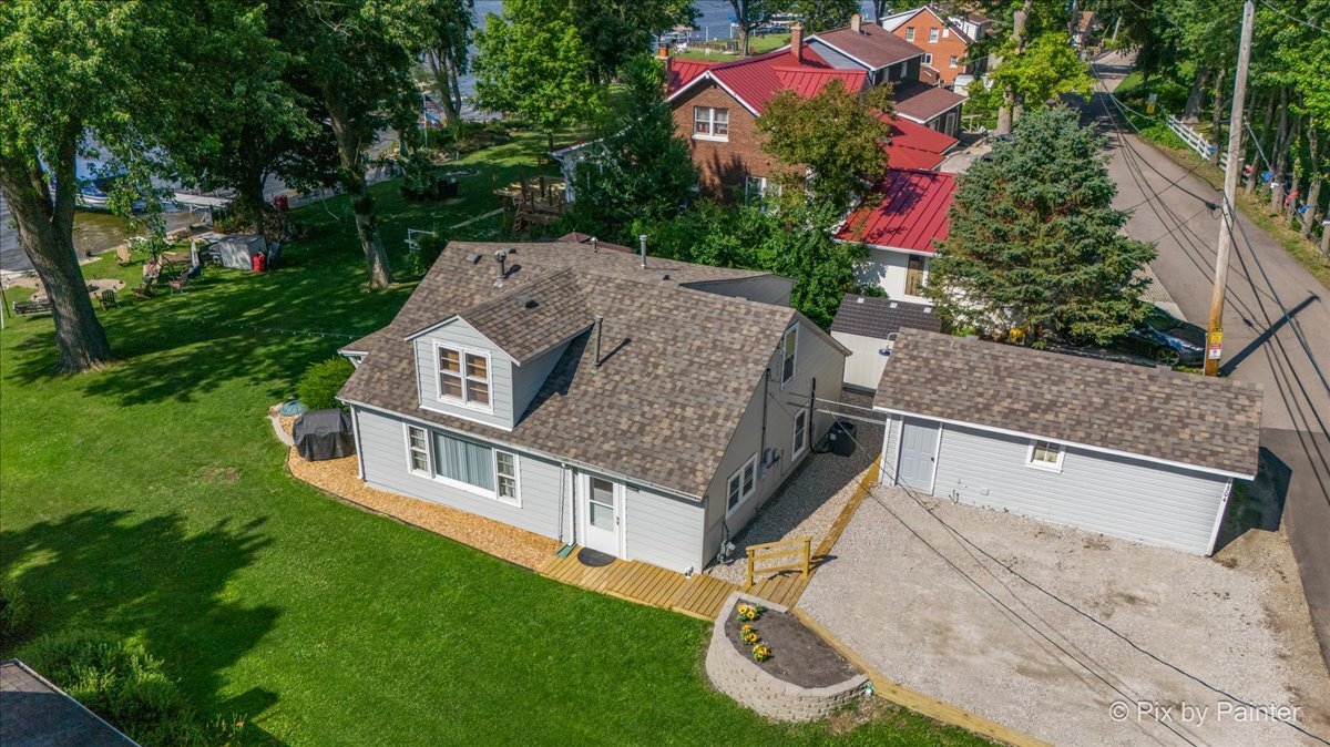 1304 River Terrace Drive, Johnsburg, IL 60051