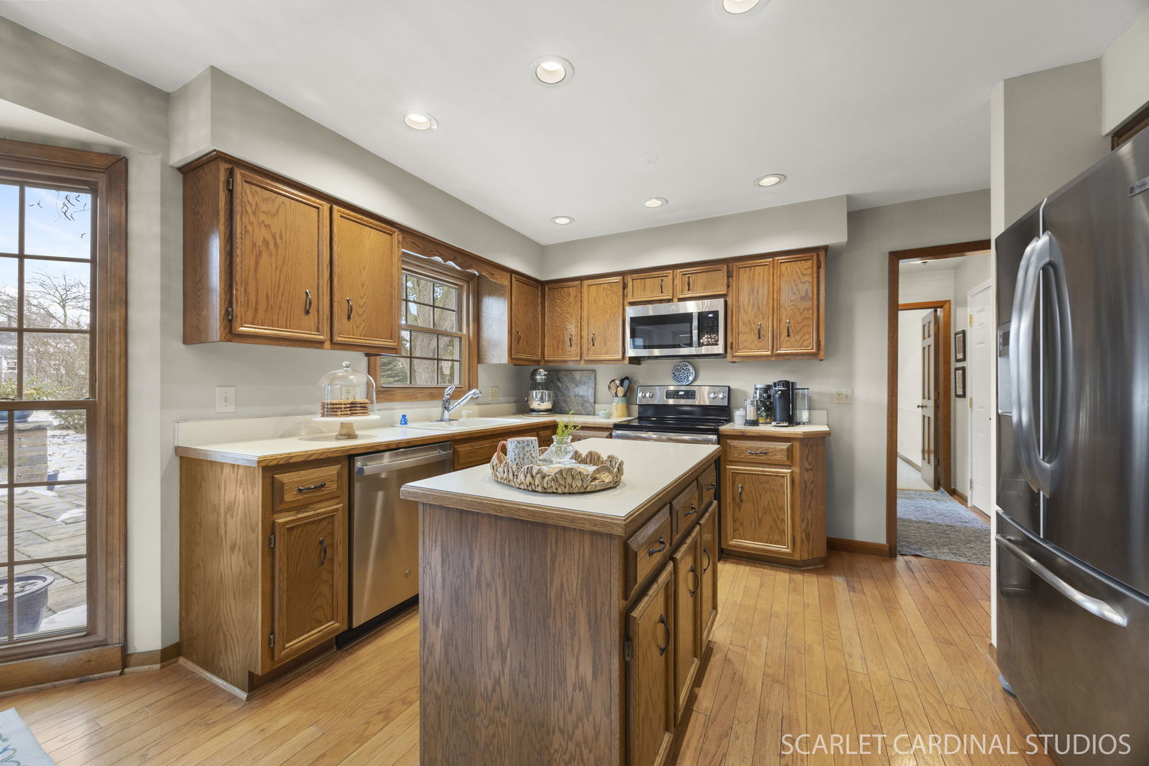 854 Raintree Drive, Naperville, IL 60540