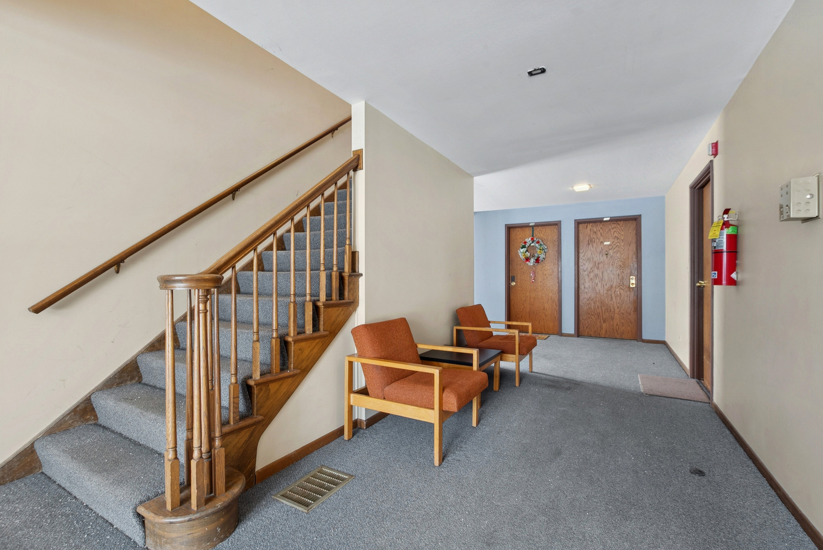 7333 Grand Avenue #204, Downers Grove, IL 60516