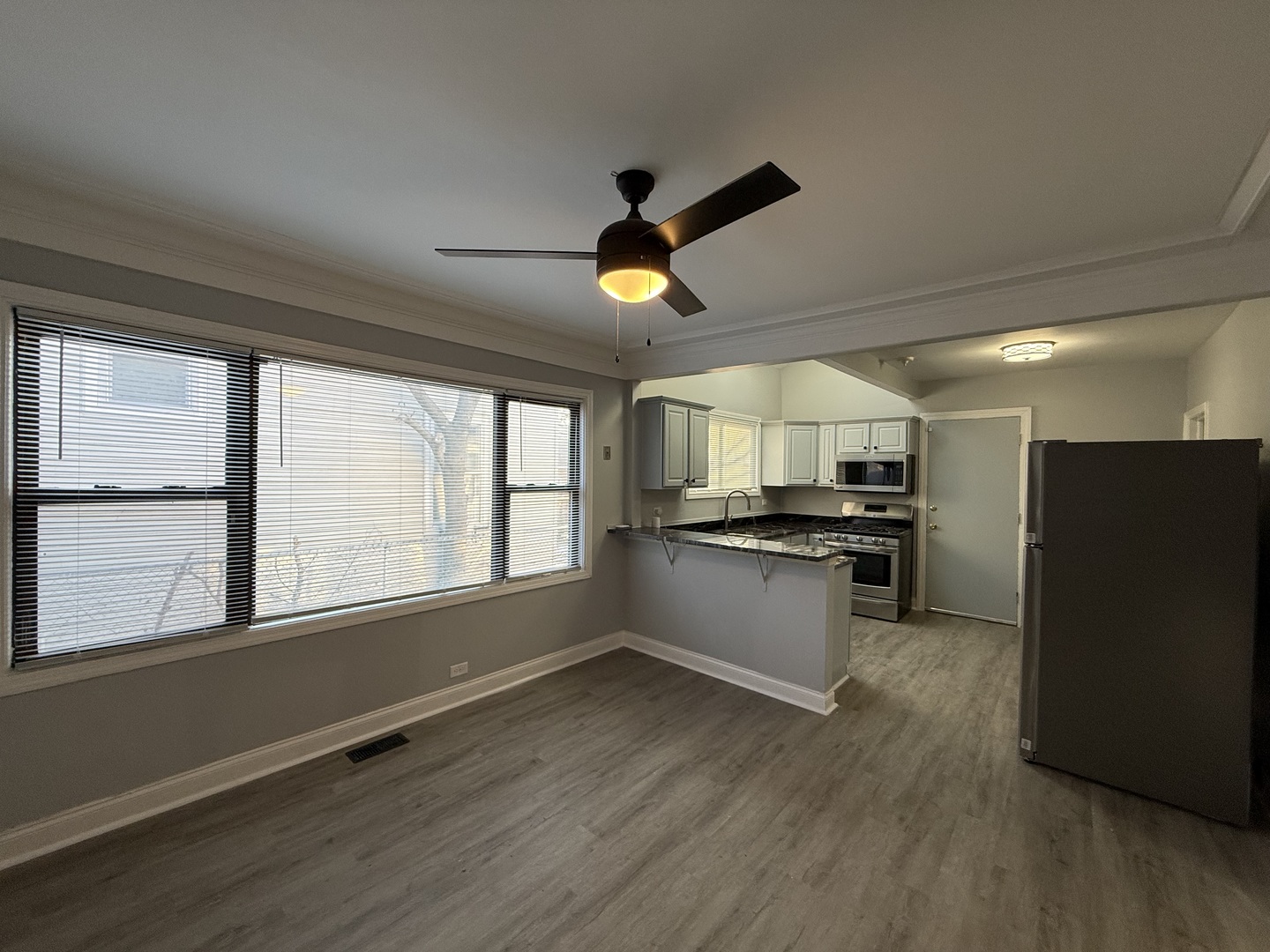 11248 S PARNELL Avenue, Chicago, IL 60628