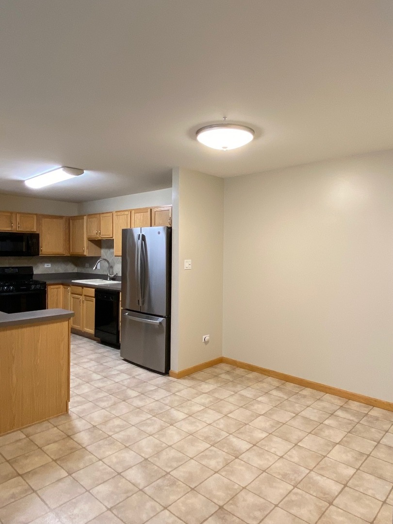 2735 Canyon Drive #2735, Plainfield, IL 60586