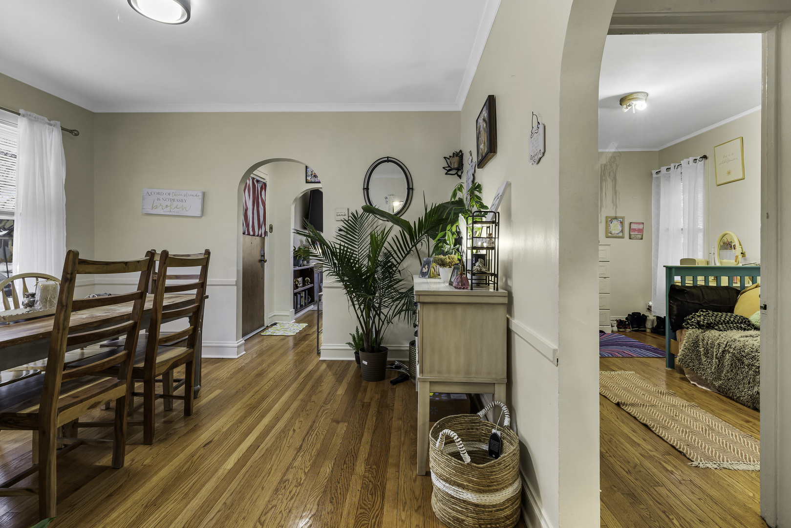 6656 N Oconto Avenue, Chicago, IL 60631