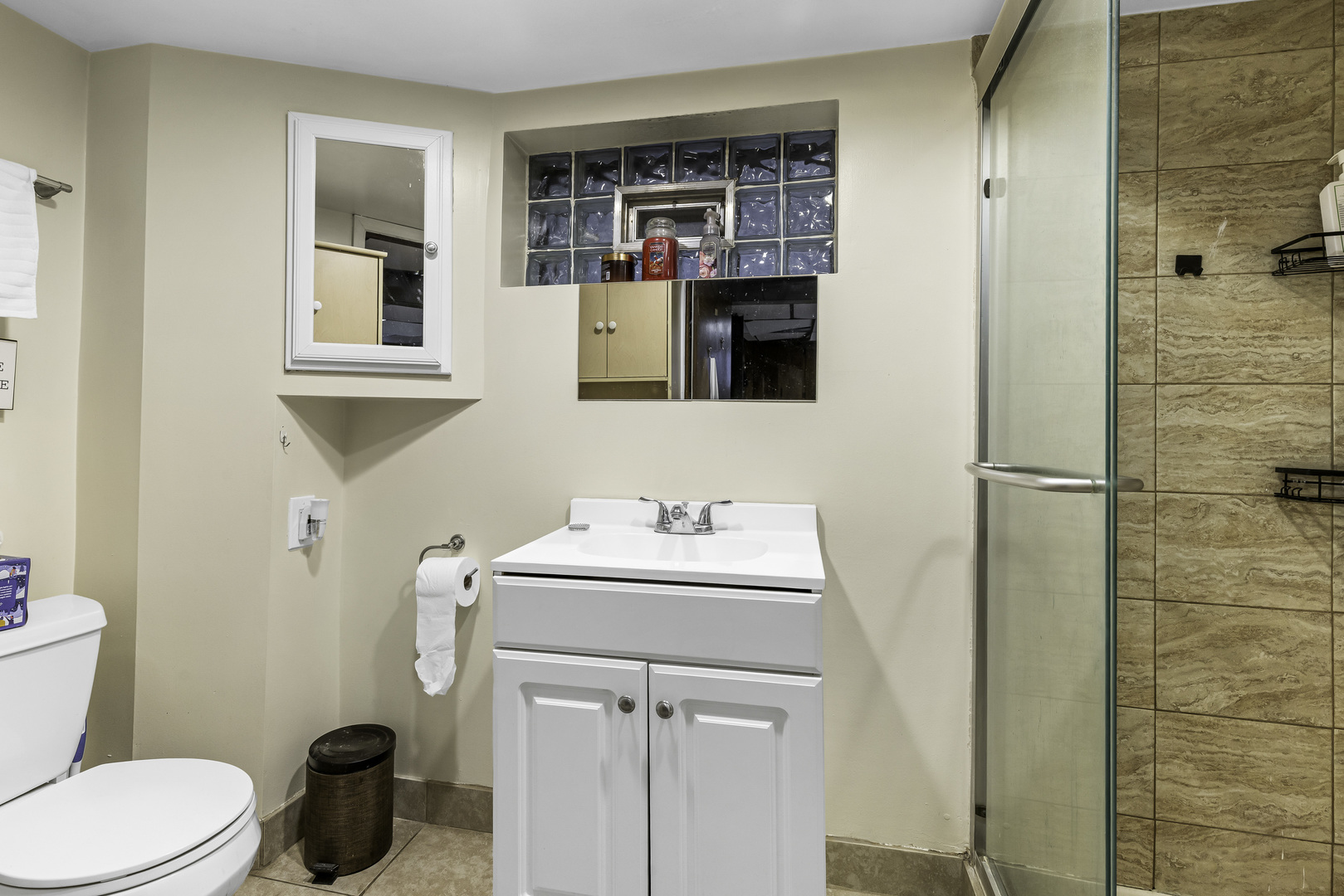 6656 N Oconto Avenue, Chicago, IL 60631