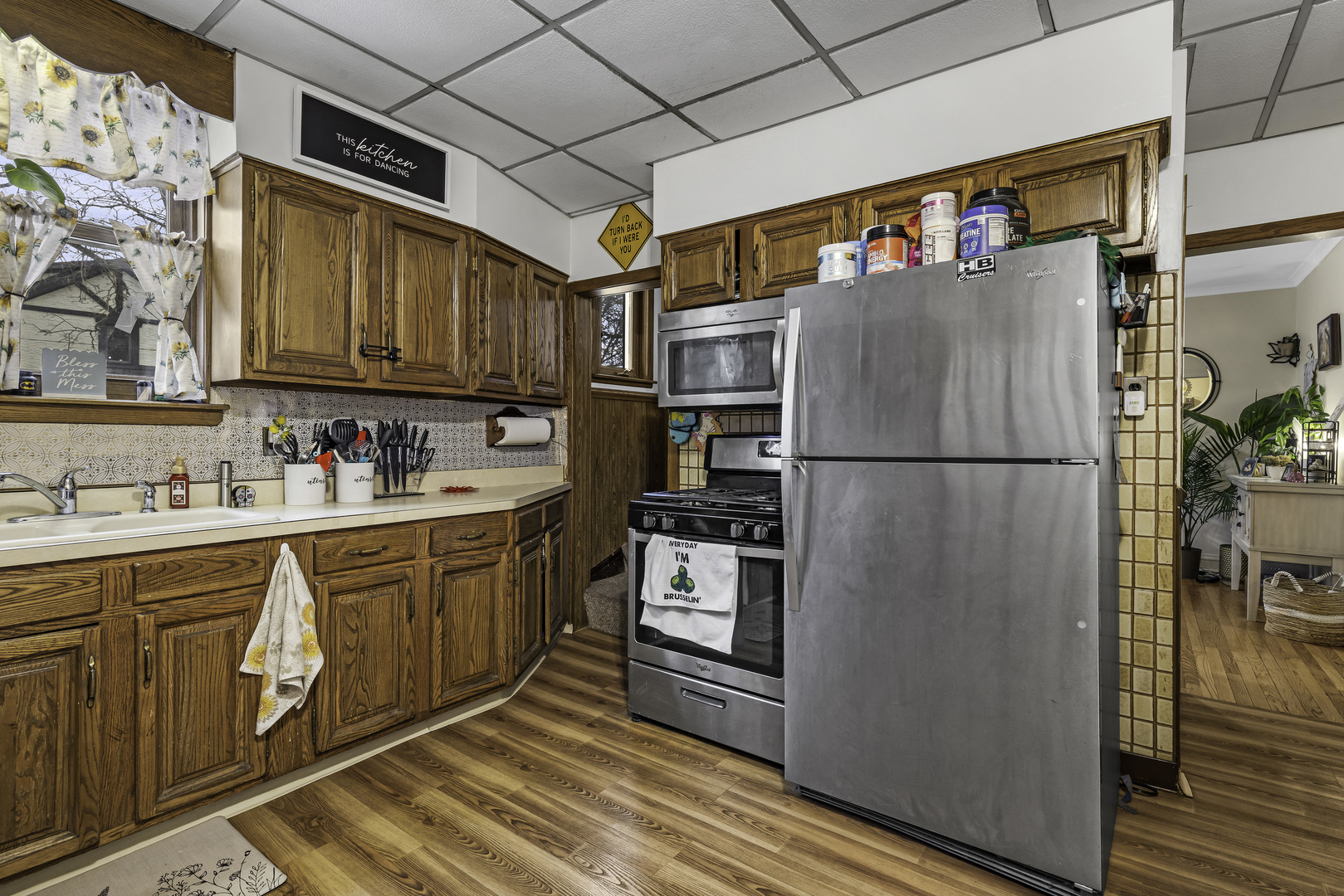 6656 N Oconto Avenue, Chicago, IL 60631