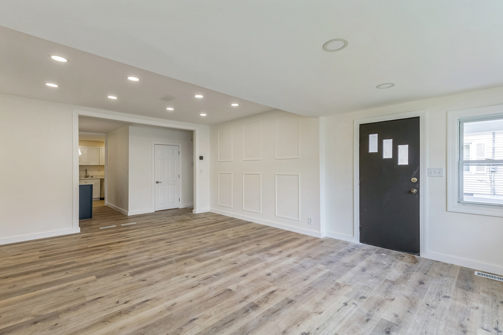 313 Grand Boulevard, Loves Park, IL 61111