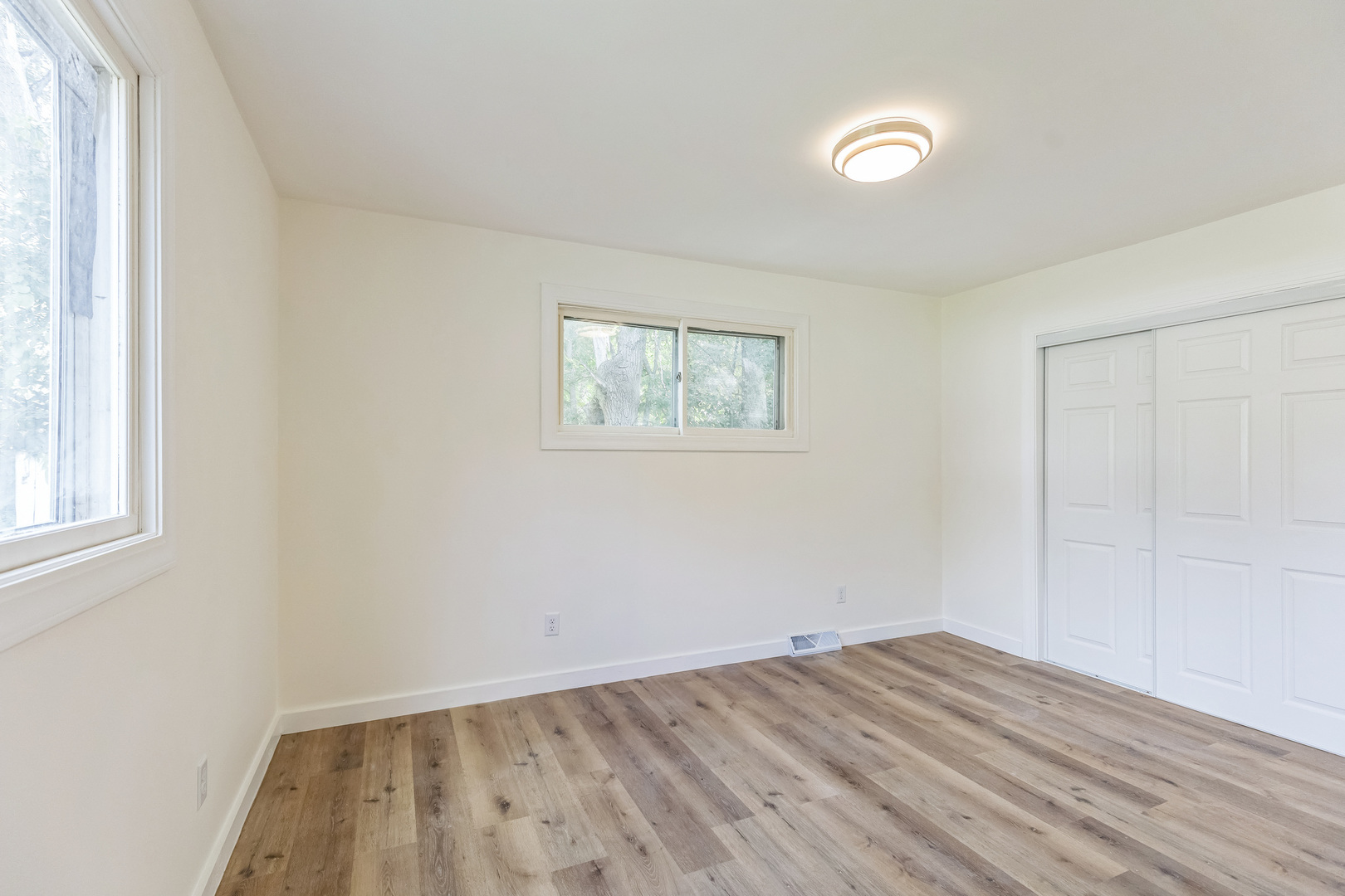 313 Grand Boulevard, Loves Park, IL 61111