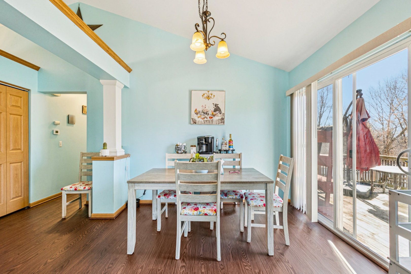 43144 N Lake Avenue, Antioch, IL 60002