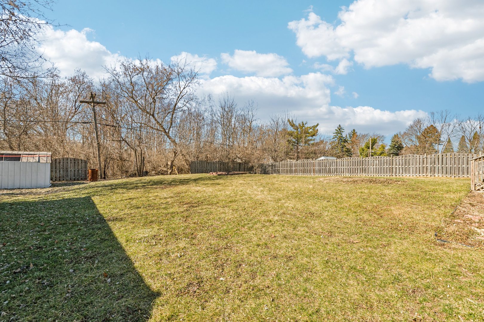 43144 N Lake Avenue, Antioch, IL 60002