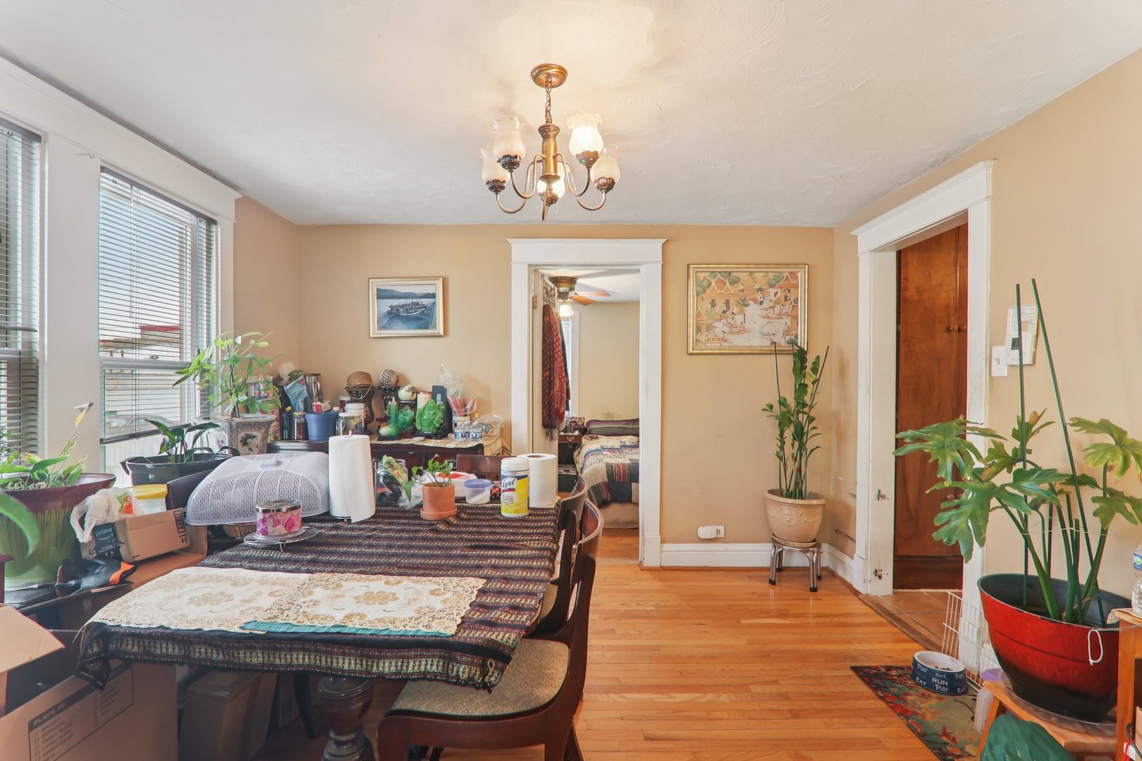 262 S WESTON Avenue, Elgin, IL 60123