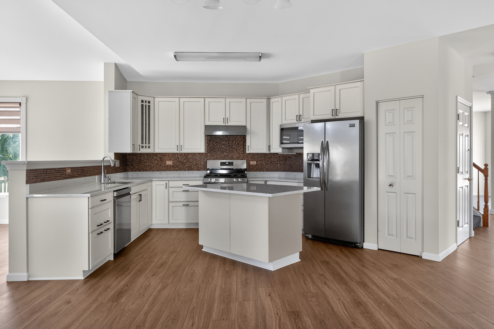 1445 SOMERFIELD Drive, Bolingbrook, IL 60490