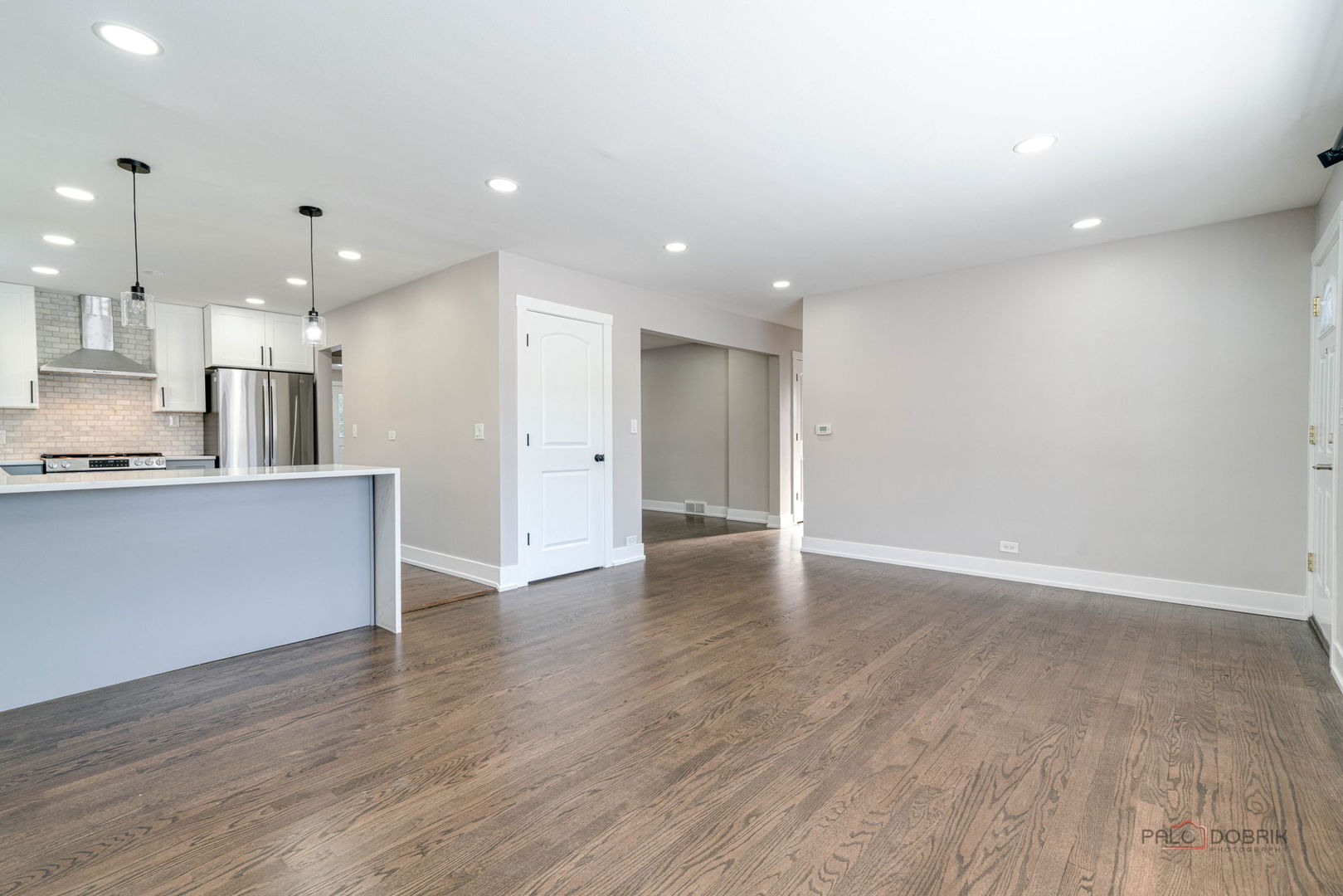 119 S Pine Street, Mount Prospect, IL 60056