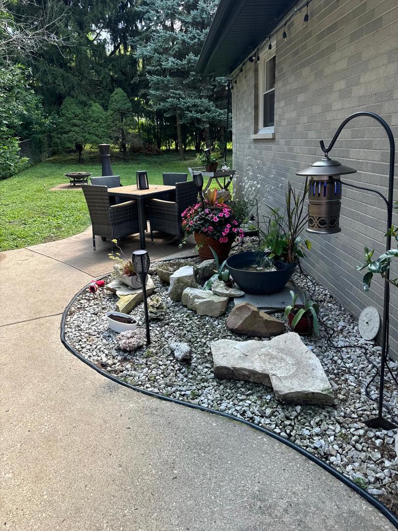 30W440 Whitney Road, West Chicago, IL 60185