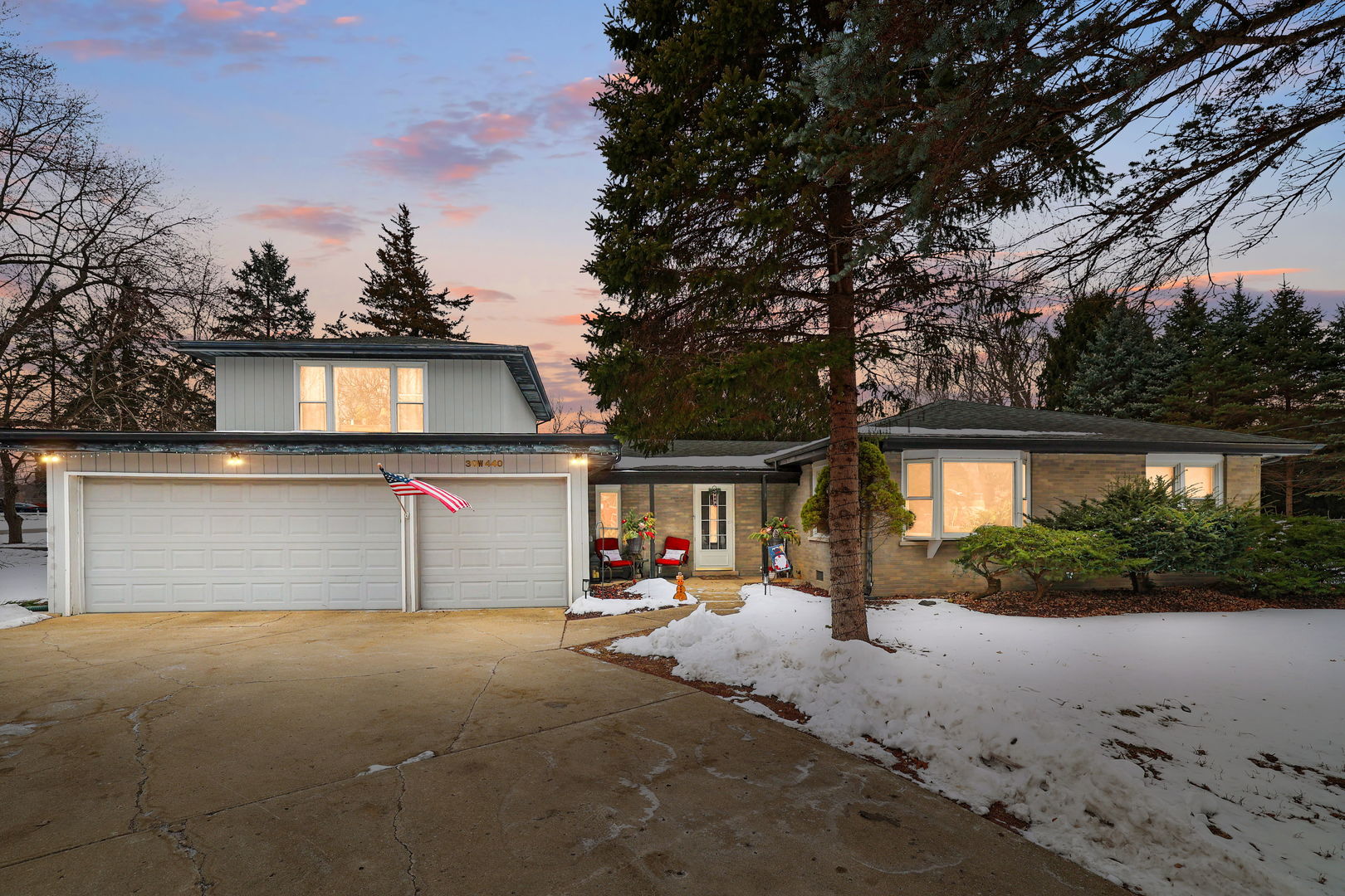 30W440 Whitney Road, West Chicago, IL 60185