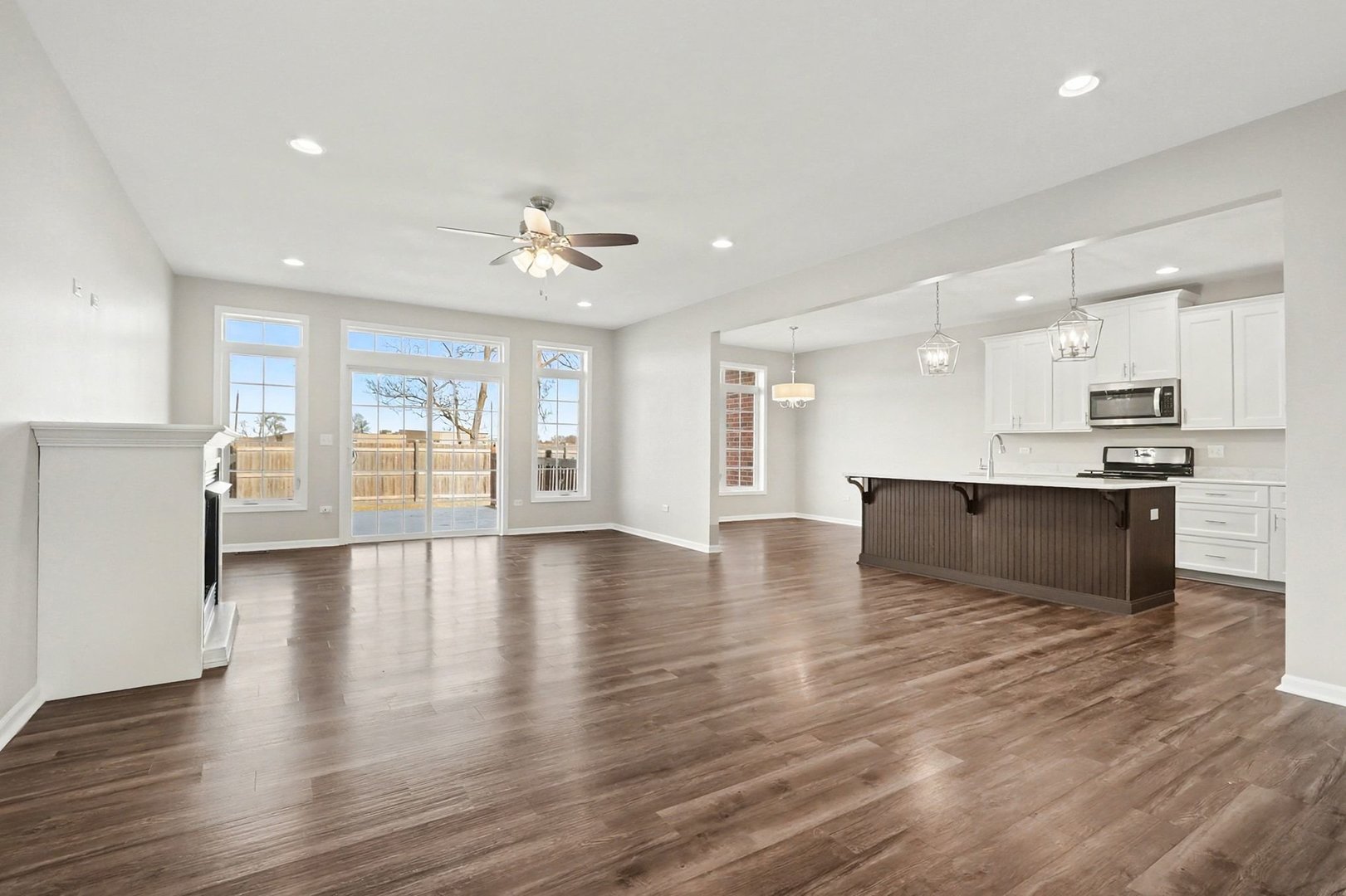 2114 Kingtree Drive, Morris, IL 60450