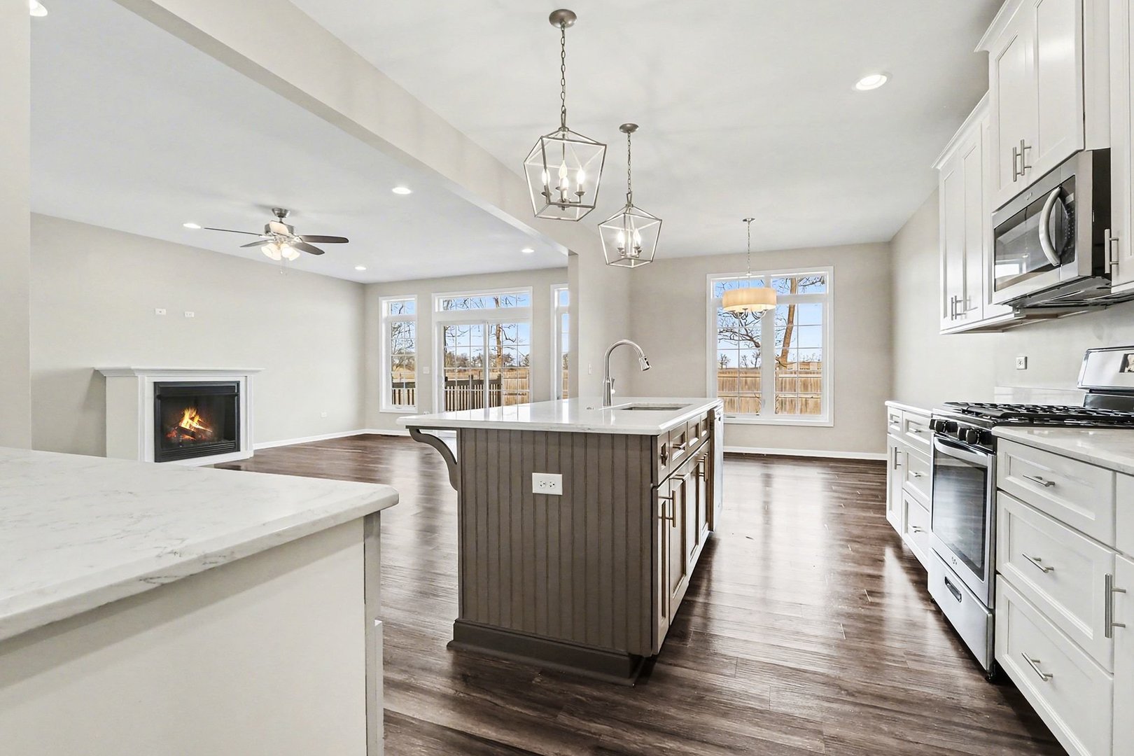 2114 Kingtree Drive, Morris, IL 60450