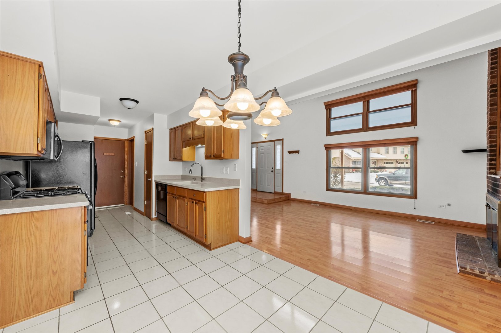 9301 WATERFORD Lane, Orland Park, IL 60462