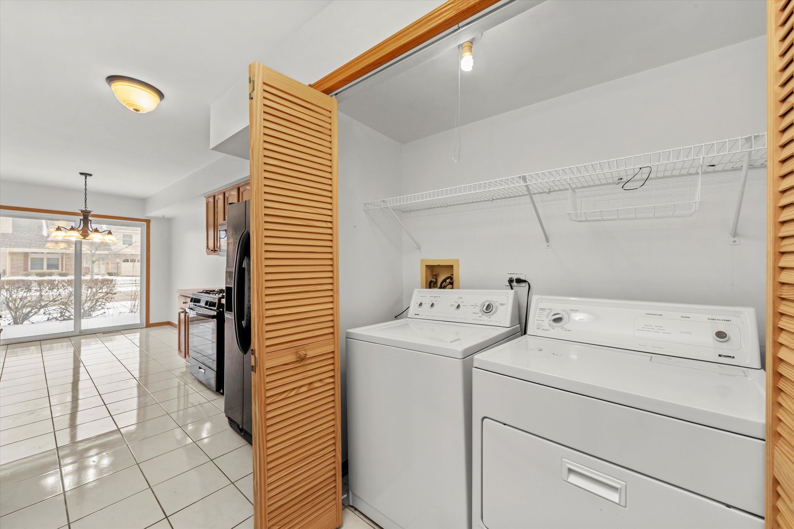 9301 WATERFORD Lane, Orland Park, IL 60462