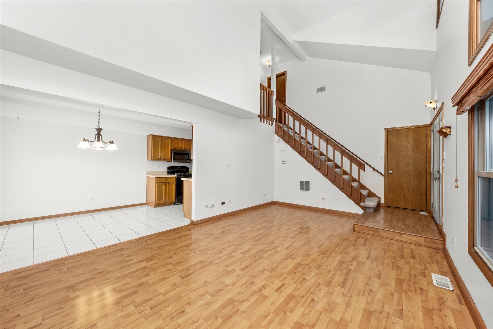 9301 WATERFORD Lane, Orland Park, IL 60462