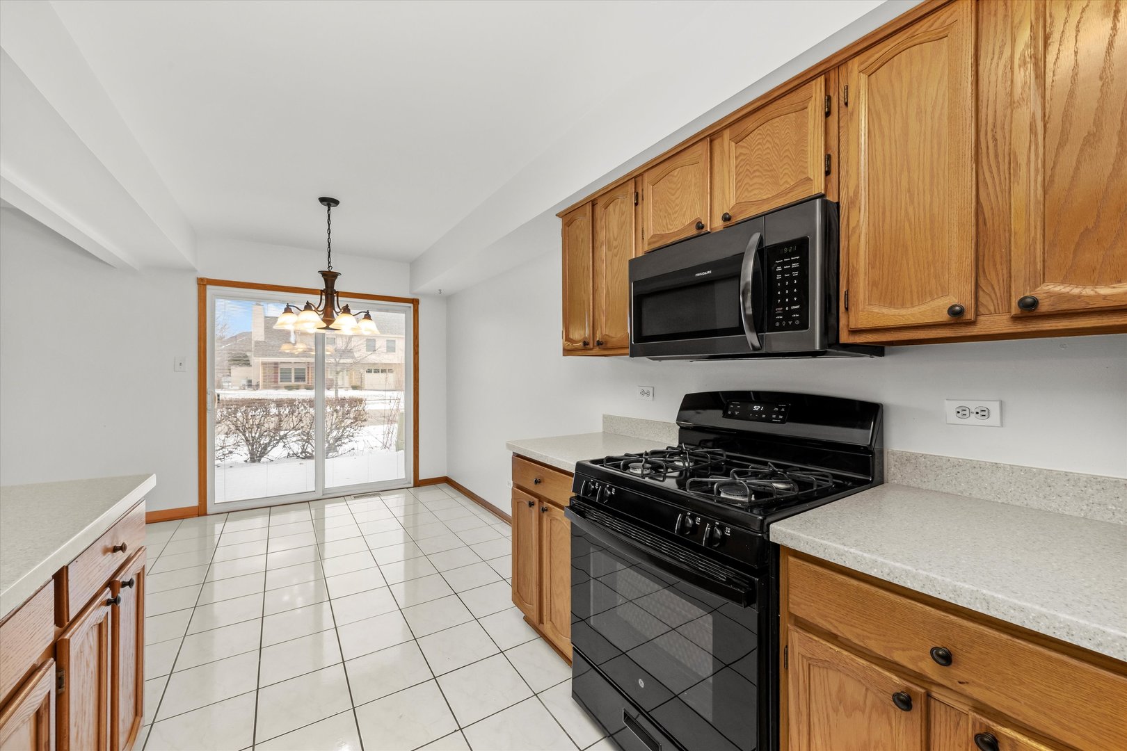 9301 WATERFORD Lane, Orland Park, IL 60462