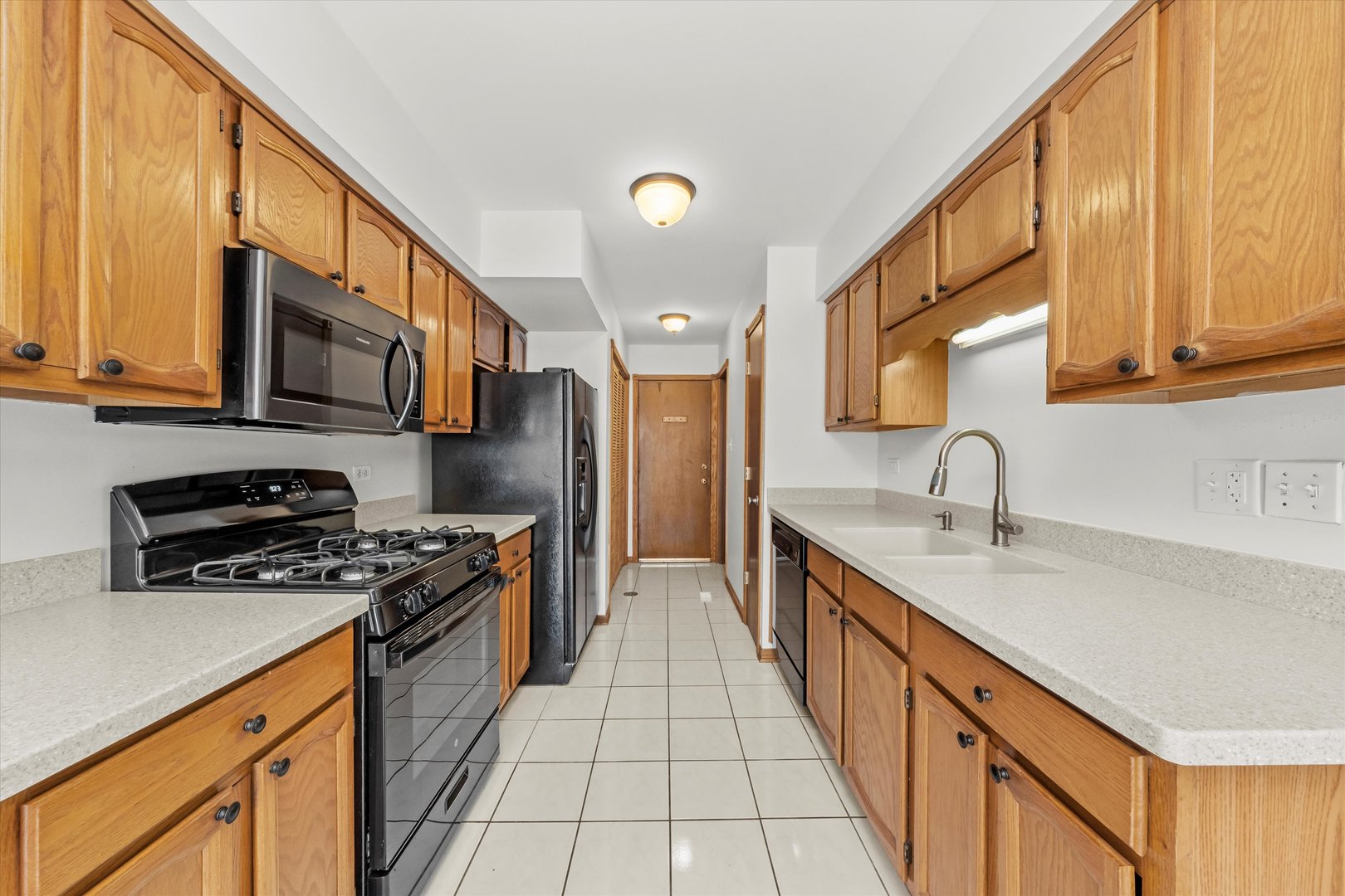 9301 WATERFORD Lane, Orland Park, IL 60462