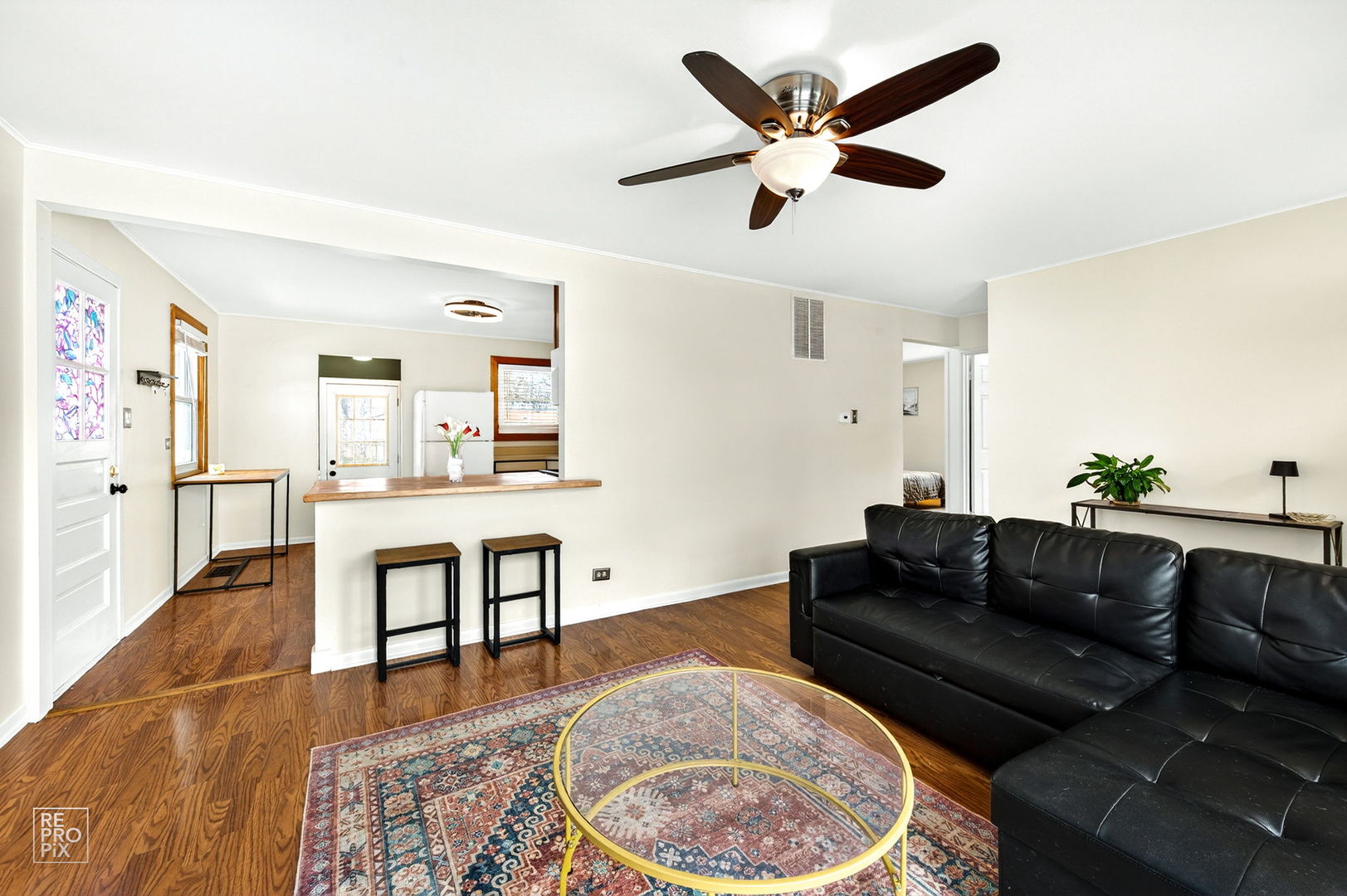 3710 Meadow Drive, Rolling Meadows, IL 60008