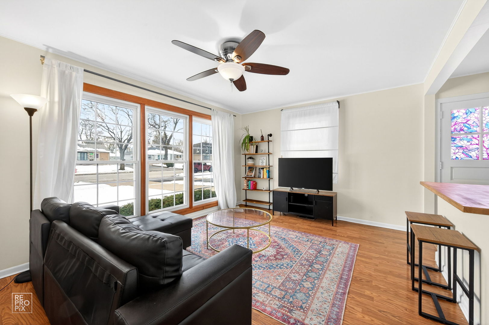 3710 Meadow Drive, Rolling Meadows, IL 60008