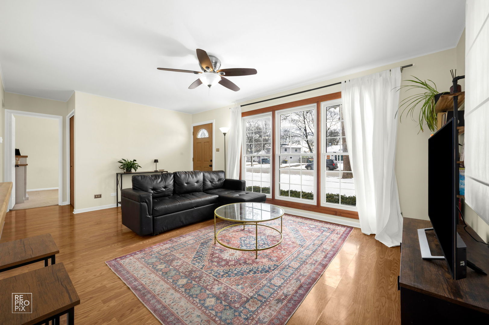 3710 Meadow Drive, Rolling Meadows, IL 60008