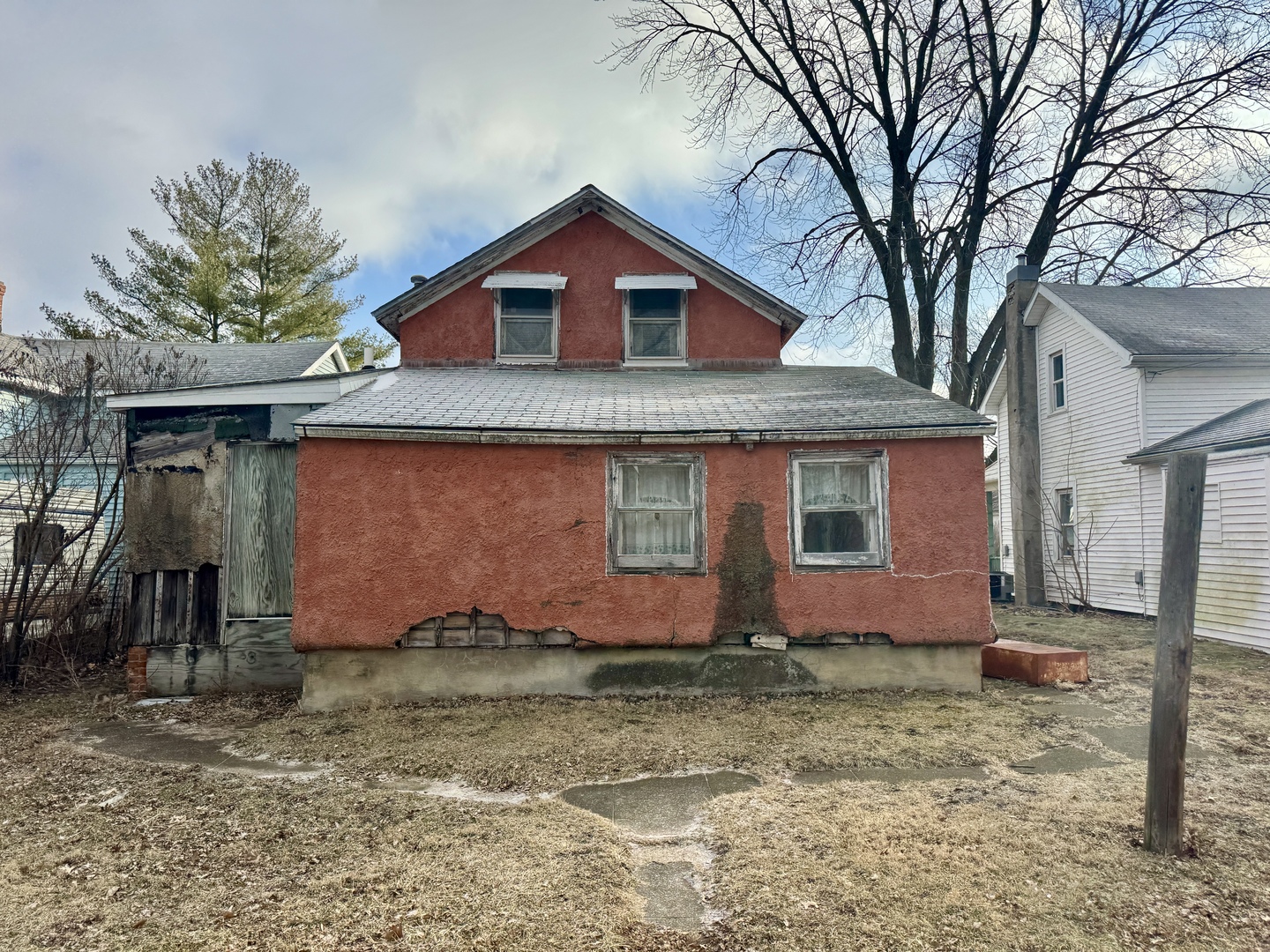 814 N 1st Street, Princeton, IL 61356