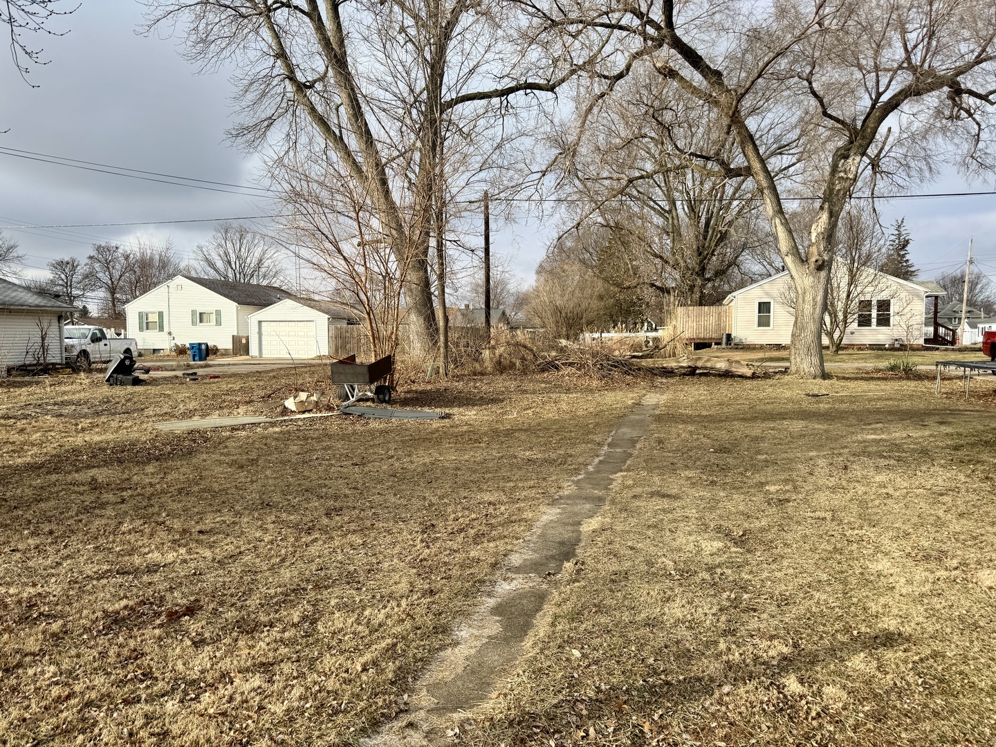 814 N 1st Street, Princeton, IL 61356