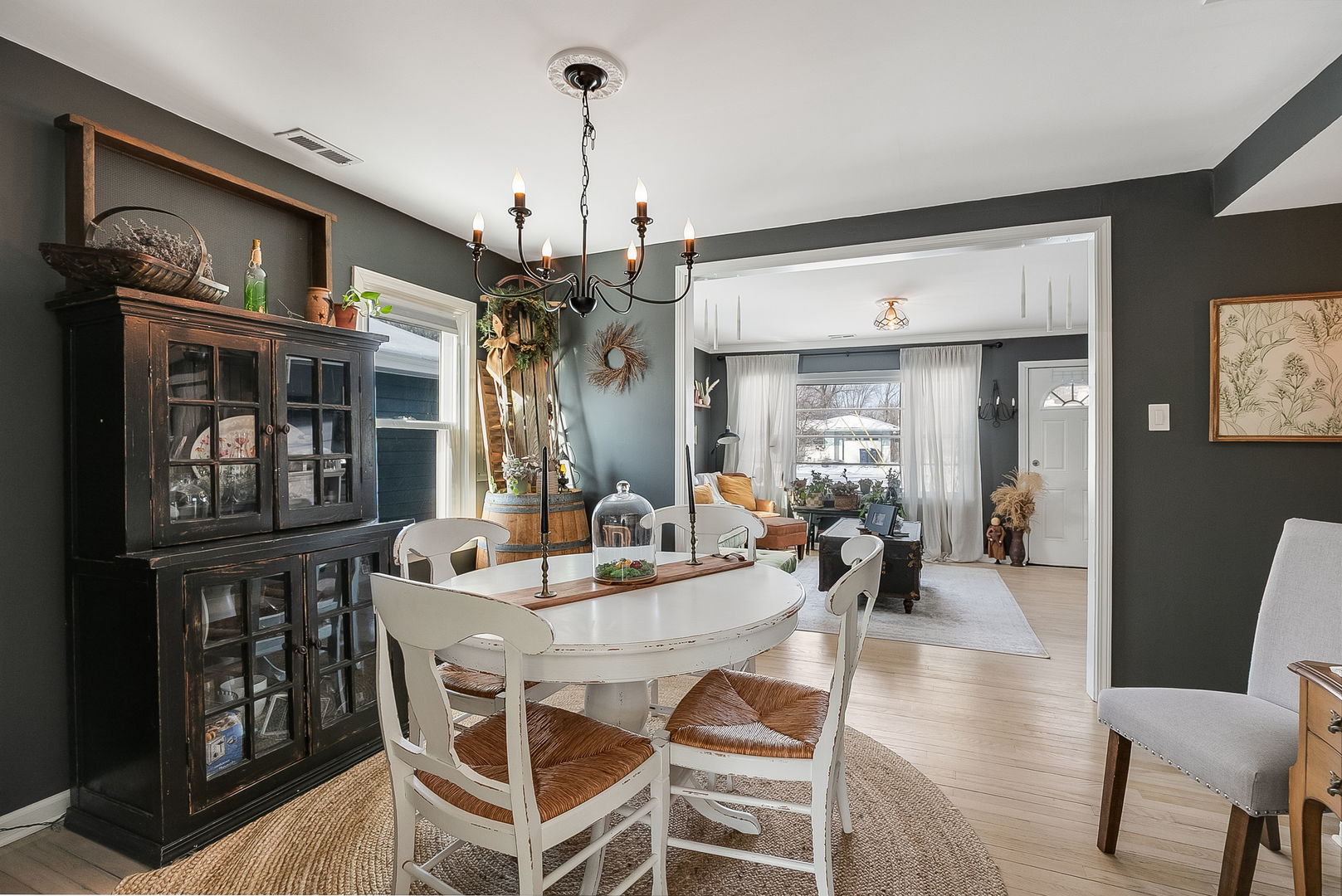 18229 W Big Oaks Road, Grayslake, IL 60030