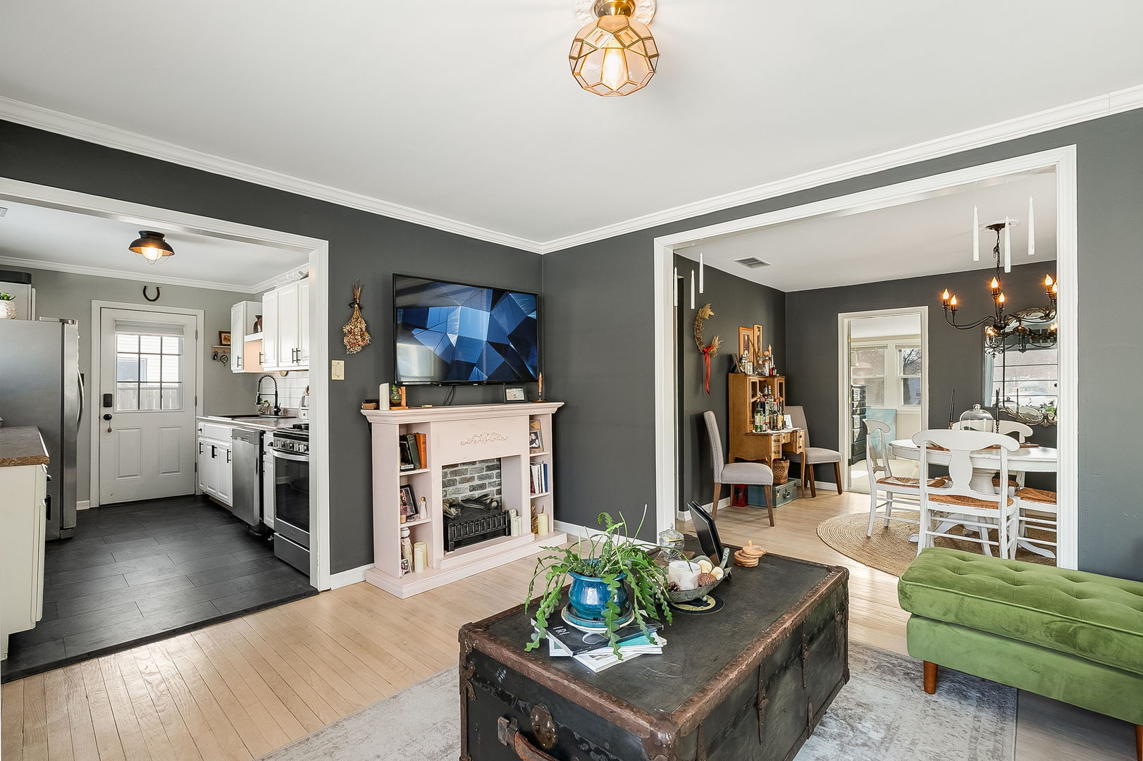 18229 W Big Oaks Road, Grayslake, IL 60030