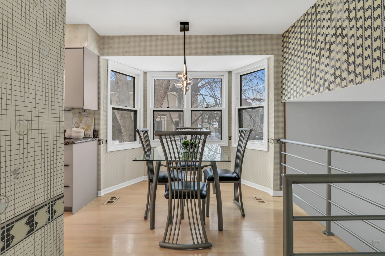 1234 Devonshire Road, Buffalo Grove, IL 60089