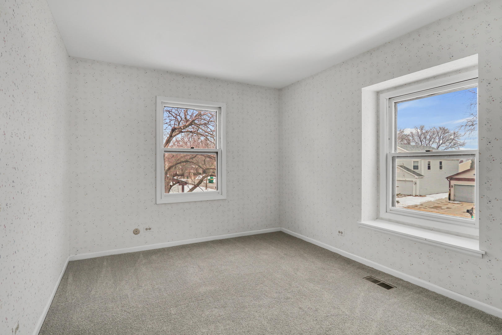 1234 Devonshire Road, Buffalo Grove, IL 60089