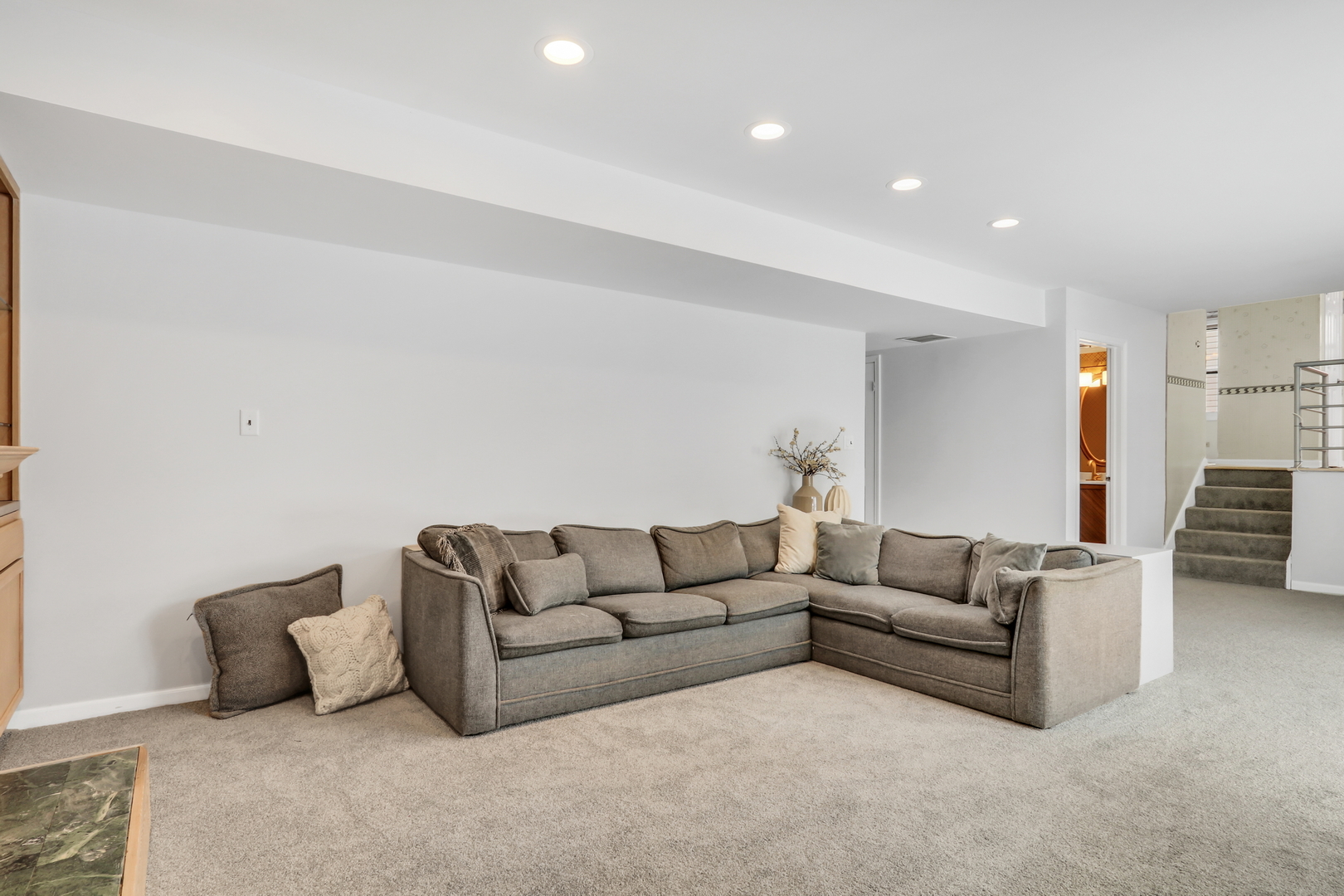 1234 Devonshire Road, Buffalo Grove, IL 60089