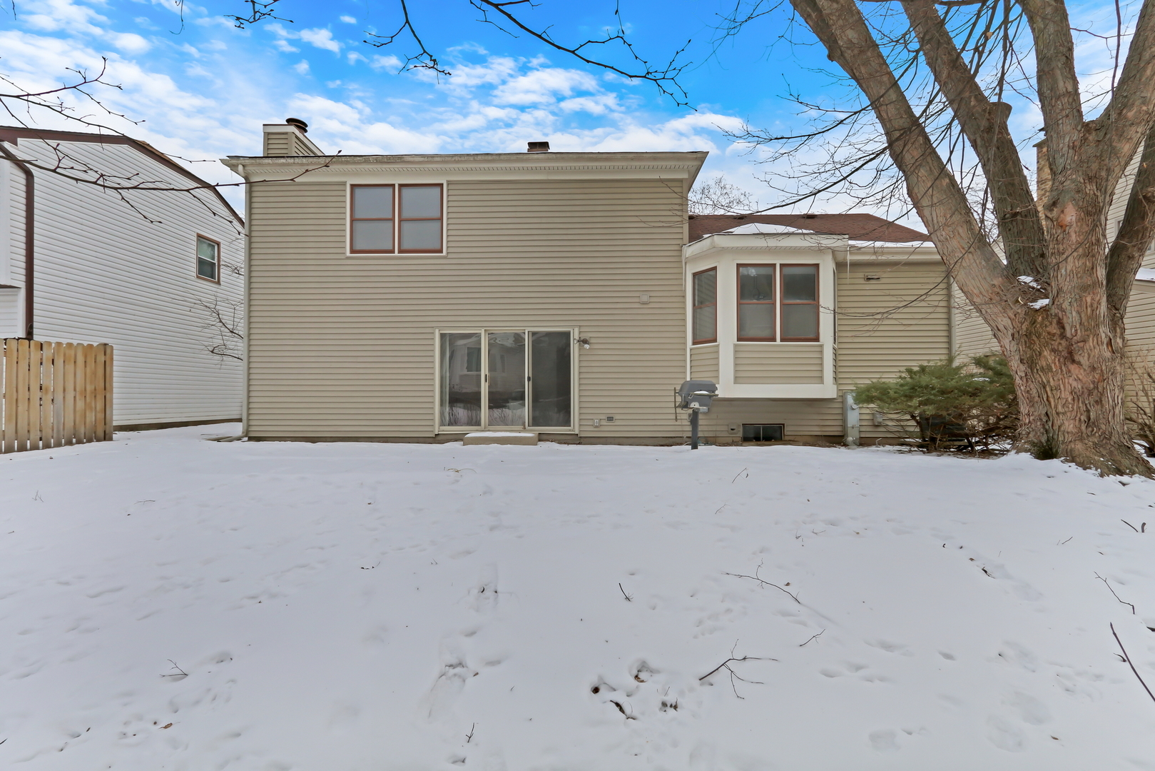 1234 Devonshire Road, Buffalo Grove, IL 60089