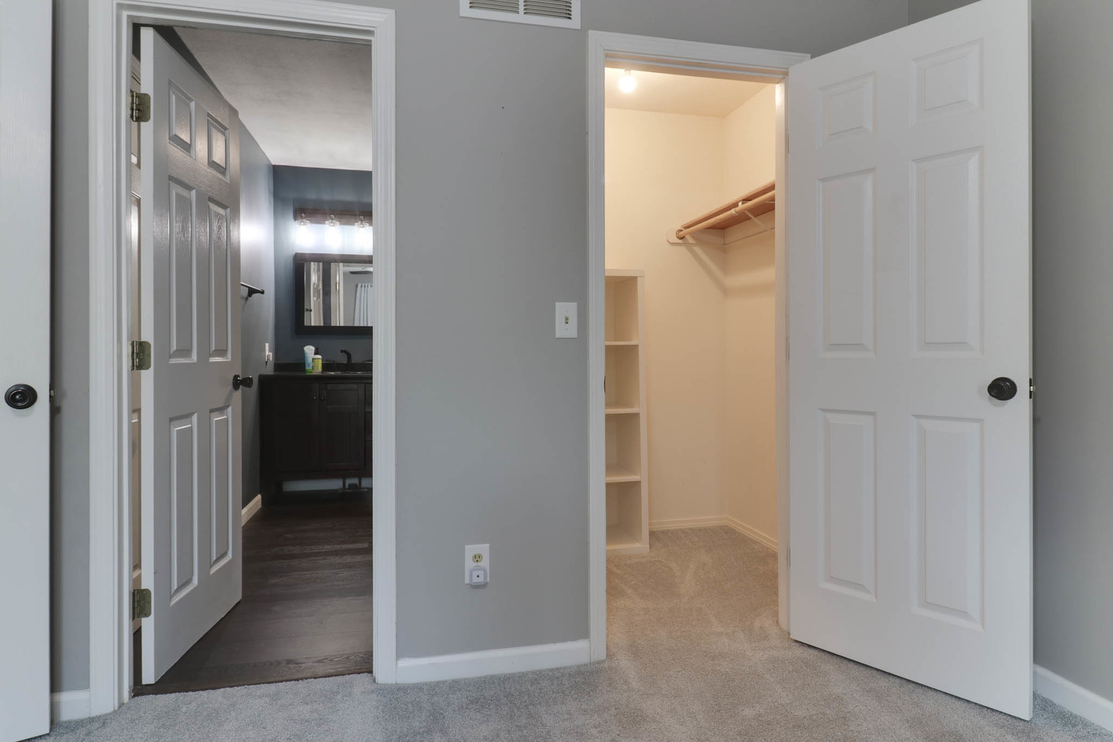 20 Crystal Court, Bloomington, IL 61704